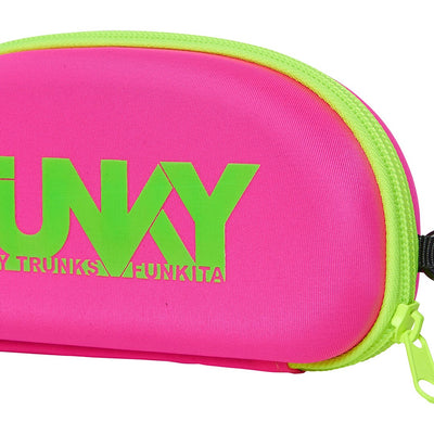 Case Closed Goggle Case | Sweetie Sweat
