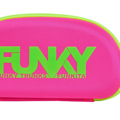 Case Closed Goggle Case | Sweetie Sweat