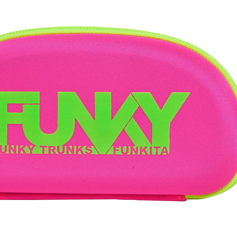 Case Closed Goggle Case | Sweetie Sweat