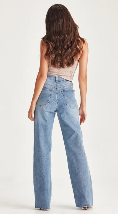 Antigoni | Jean Blue