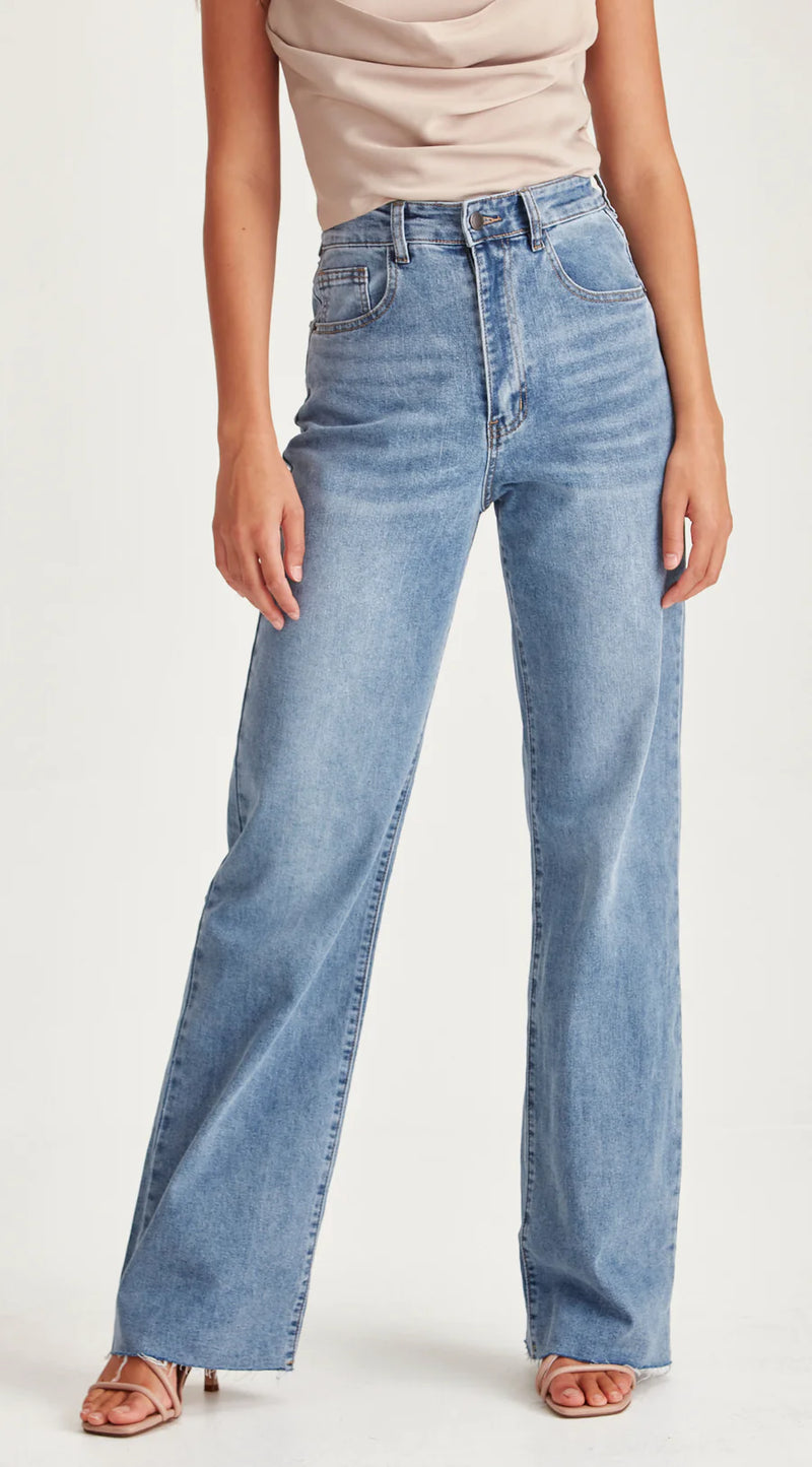 Antigoni | Jean Blue
