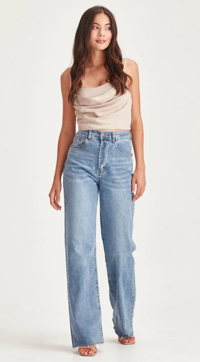 Antigoni | Jean Blue