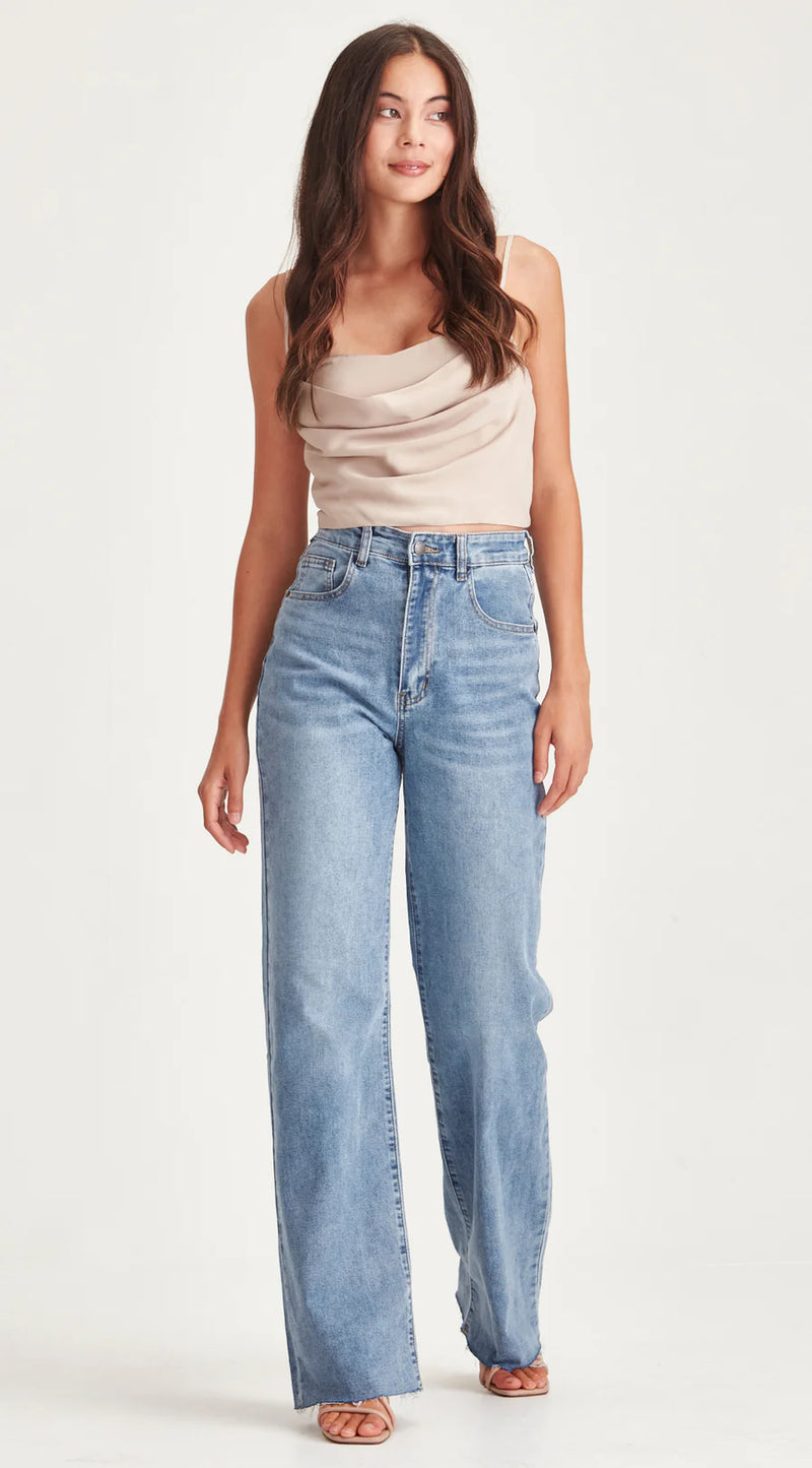 Antigoni | Jean Blue