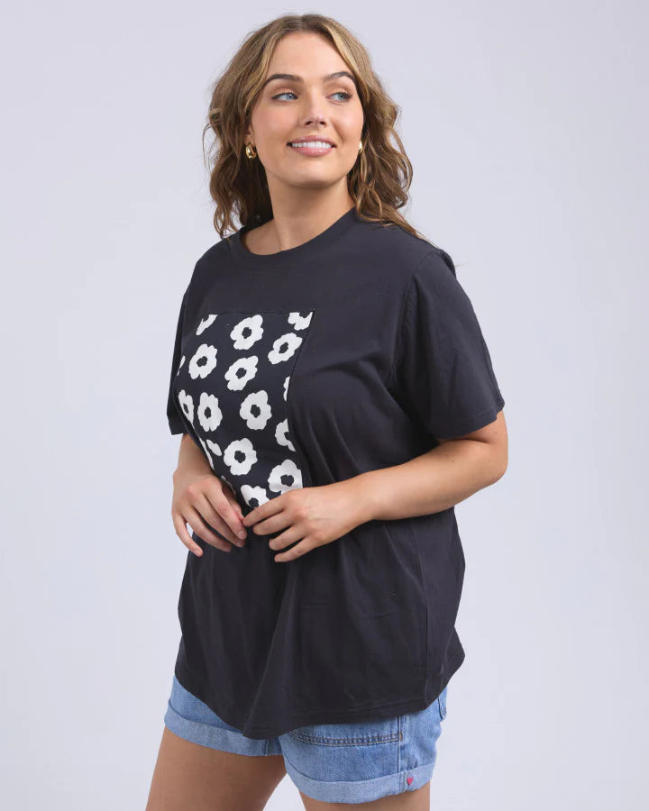 Azalea Tee | Navy
